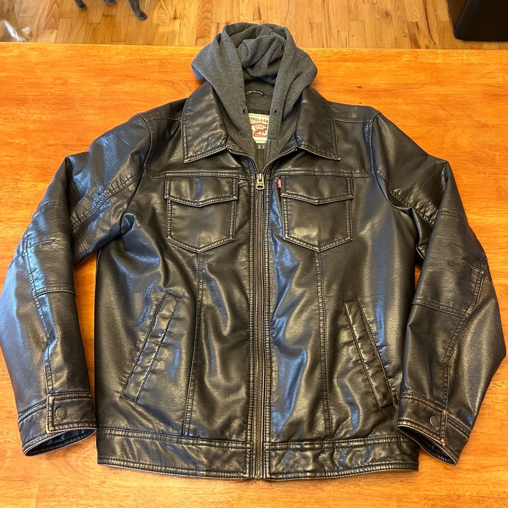 Men’s Leather Jacket
